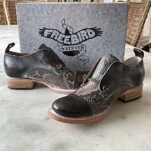 Brand New Freebird Shoes - Mabel/Black Multi, size 8.